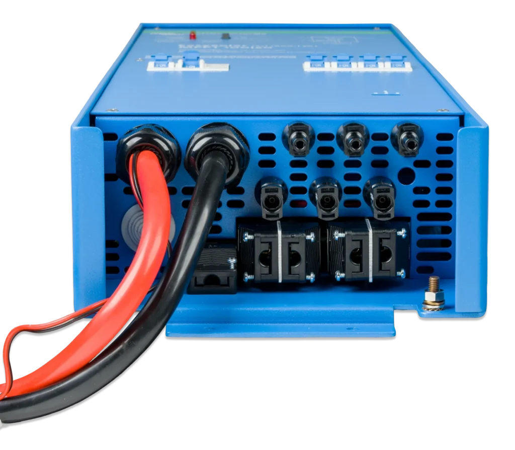 Victron EasySolar-II 24/3000/70-32 MPPT 250/70 GX