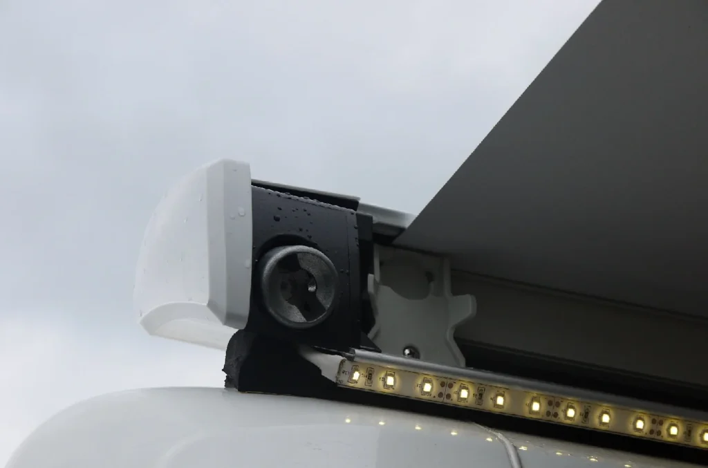 Thule LED Montaj Rayı TO 6300/6200/9200