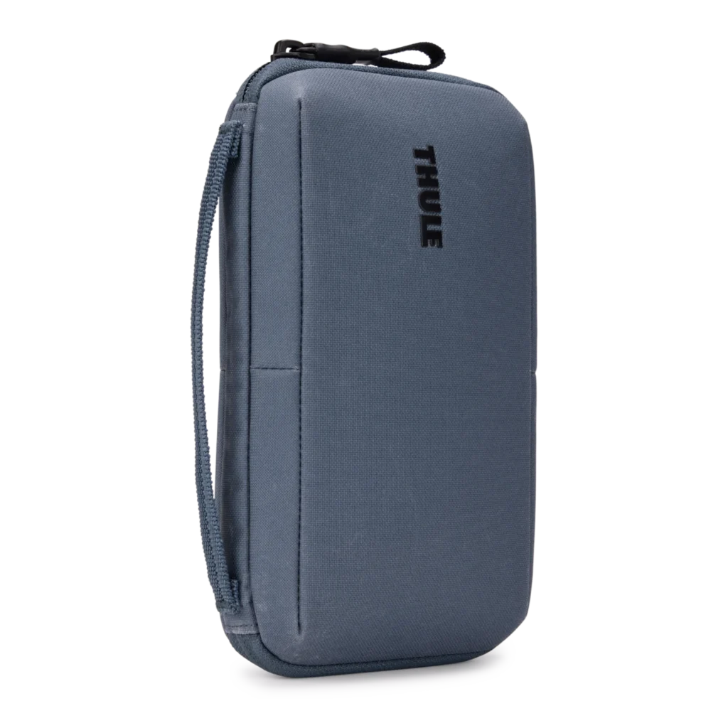 Thule Aion travel organizer
